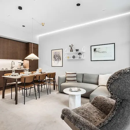 Westhill B By Hilla * Levi